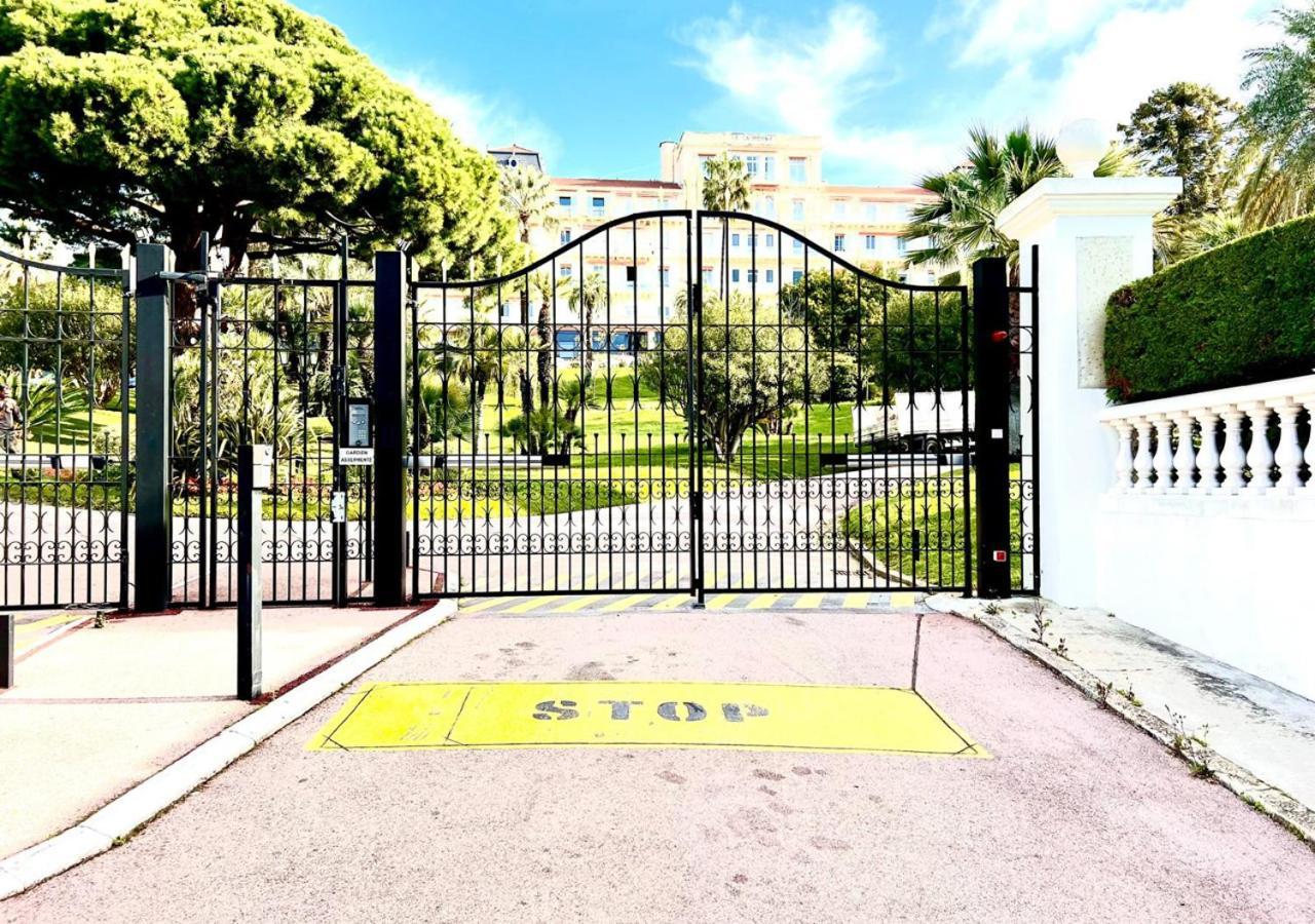 Appartement California Studio-parking-wifi-confort- Jardin Commun Avec Splendide Vue Mer-capitalchic Services *